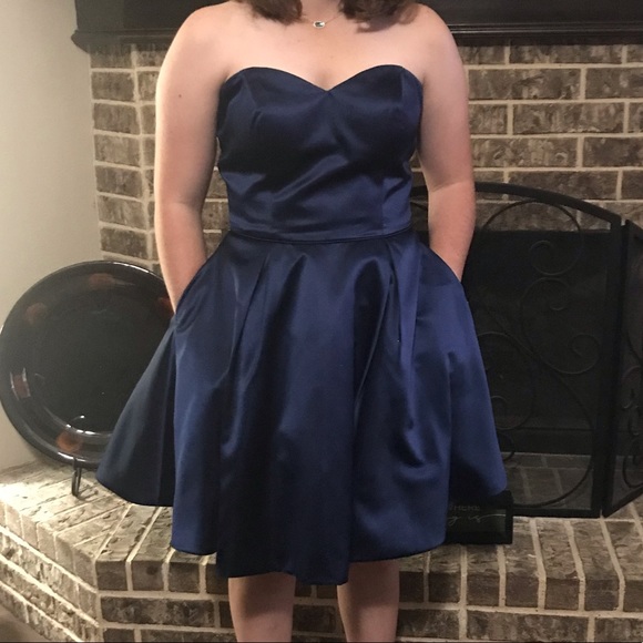 Brand: Sherri Hill / Navy blue strapless dress - Picture 3 of 4
